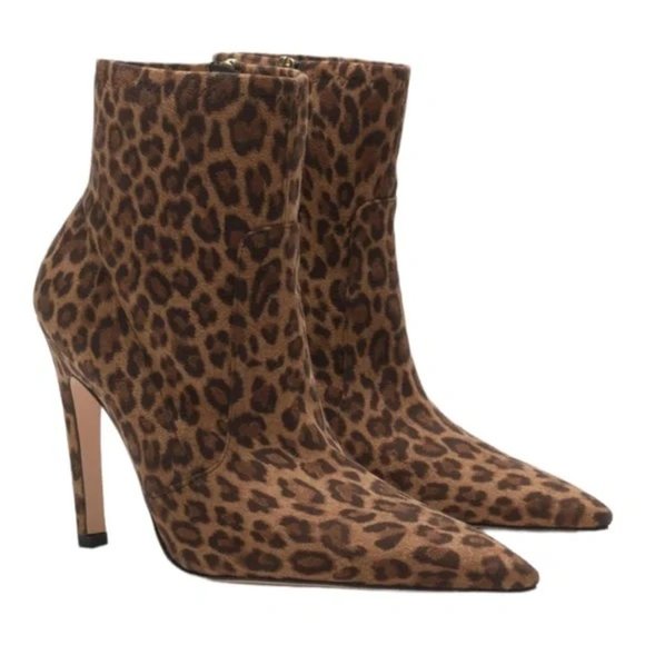 Good American | The Icon Bootie in Pale Leopard - Picture 2 of 4